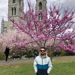 Meet your Posher, Alex